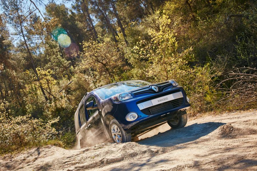  Renault Kangoo X-Track 2016 года  (фото 5 из 16)